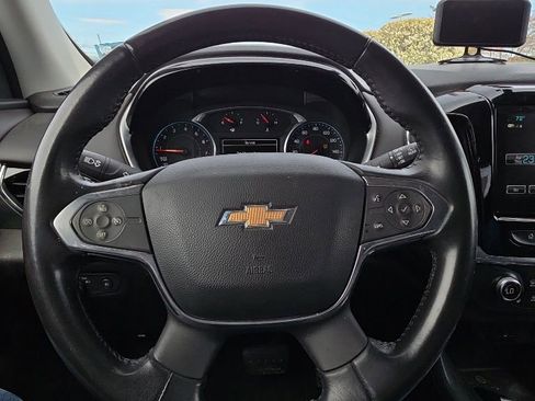 Used 2018 Chevrolet Traverse LT w/ LPO, Black Accent Package image 16