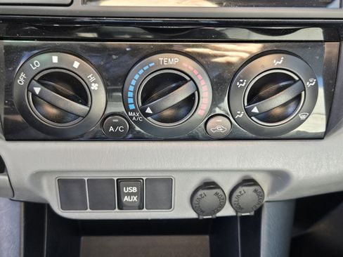 Used 2013 Toyota Tacoma 4x4 Double Cab w/ SR5 Pkg image 16