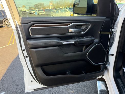 Used 2021 RAM 1500 Laramie image 17