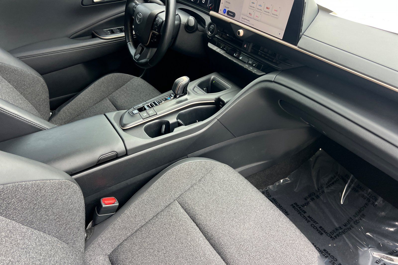 Certified 2023 Toyota Crown AWD/4WD image 15