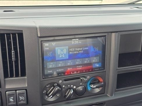 New 2024 Chevrolet Low Cab Forward image 24