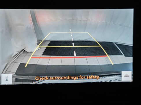 Used 2025 Toyota RAV4 XLE image 37