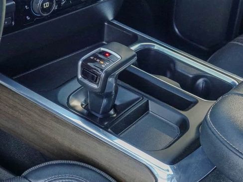 Used 2023 Chevrolet Silverado 1500 High Country w/ High Country Premium Package image 17