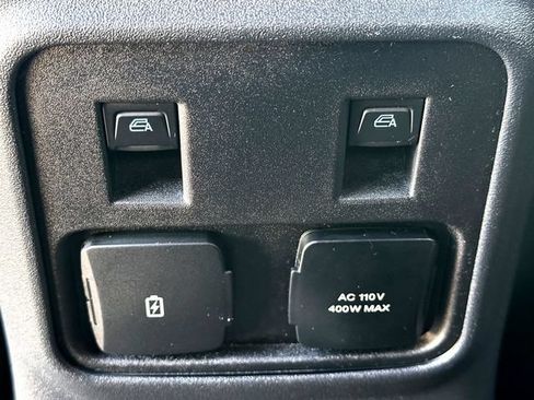 Certified 2024 Ford Bronco Wildtrak AWD/4WD image 28