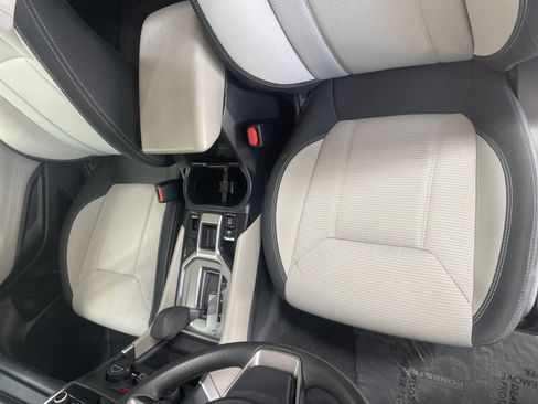 Used 2023 Subaru Forester AWD/4WD image 15