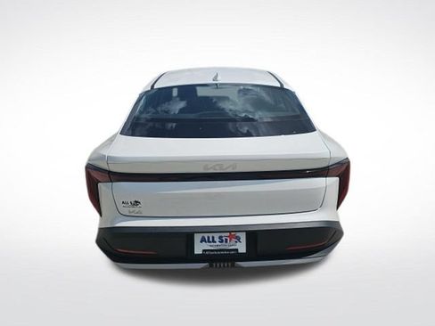 Used 2025 Kia K4 FWD image 7