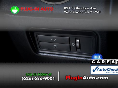 Used 2019 Jaguar XJ Supercharged image 24