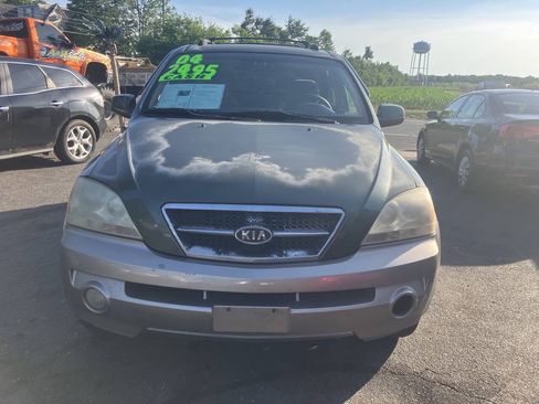 Used 2004 Kia Sorento EX AWD/4WD image 4