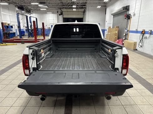 Certified 2023 Honda Ridgeline RTL image 11