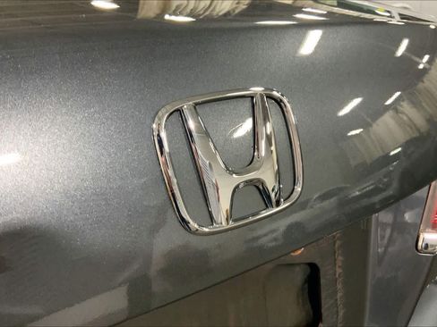 Used 2011 Honda Accord LX image 9