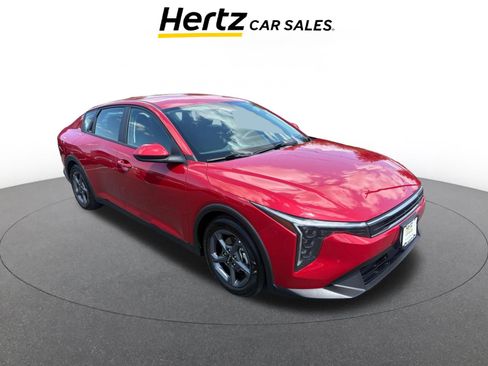 Used 2025 Kia K4 LXS FWD image 1