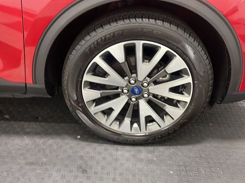 Used 2020 Ford Escape Titanium AWD/4WD image 25