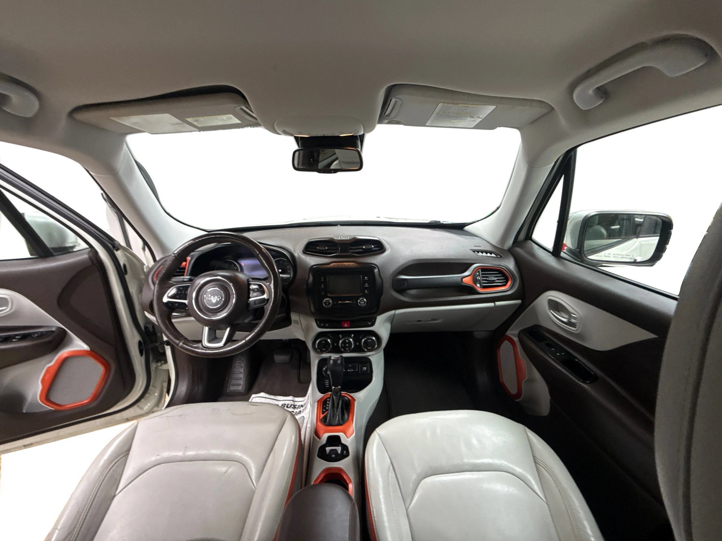 Used 2016 Jeep Renegade Limited AWD/4WD image 20