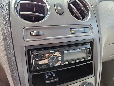 Used 2008 Chevrolet HHR LS image 19