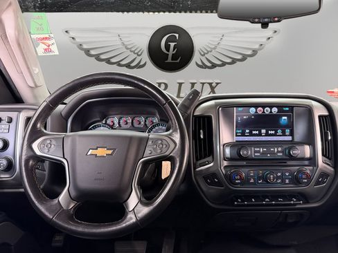 Used 2018 Chevrolet Silverado 1500 LT w/ All Star Edition AWD/4WD image 10