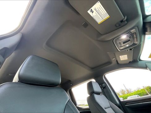 Certified 2024 GMC Sierra 1500 SLT image 13