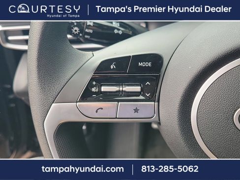 Certified 2025 Hyundai Elantra Blue image 18