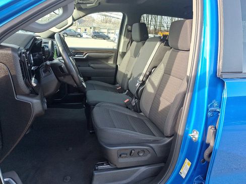 Used 2025 Chevrolet Silverado 1500 LT image 14