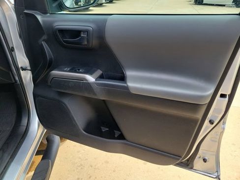 Used 2023 Toyota Tacoma SR5 RWD image 35