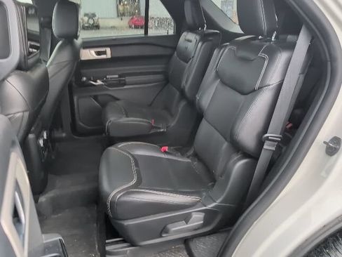 Used 2022 Ford Explorer ST w/ Equipment Group 401A AWD/4WD image 11
