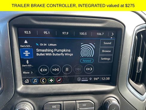 Used 2021 Chevrolet Silverado 1500 LT Trail Boss w/ Convenience Package II image 8