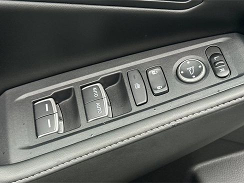 Certified 2025 Honda Accord Sport image 13