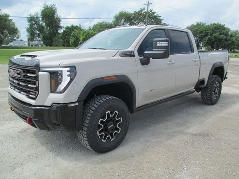 New 2026 GMC Sierra 2500 AT4X AWD/4WD image 10