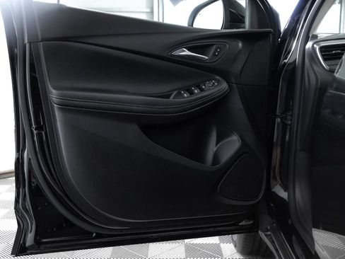 Used 2024 Buick Encore GX Preferred w/ Comfort Package FWD image 32