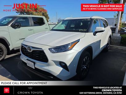 Used 2026 Toyota Highlander XLE