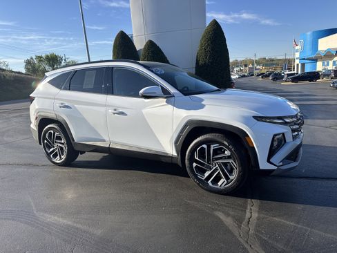 Used 2026 Hyundai Tucson Limited image 1