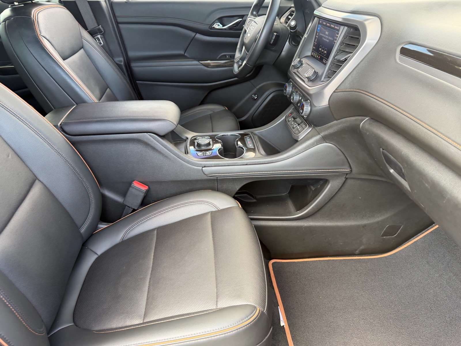 Used 2022 GMC Acadia AT4 w/ Preferred Package AWD/4WD image 12