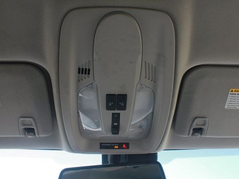 Used 2010 Chevrolet Equinox LT AWD/4WD image 21