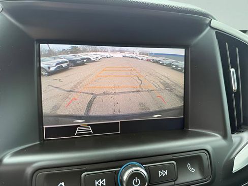 Used 2022 GMC Terrain SLE w/ Driver Convenience Package AWD/4WD image 8