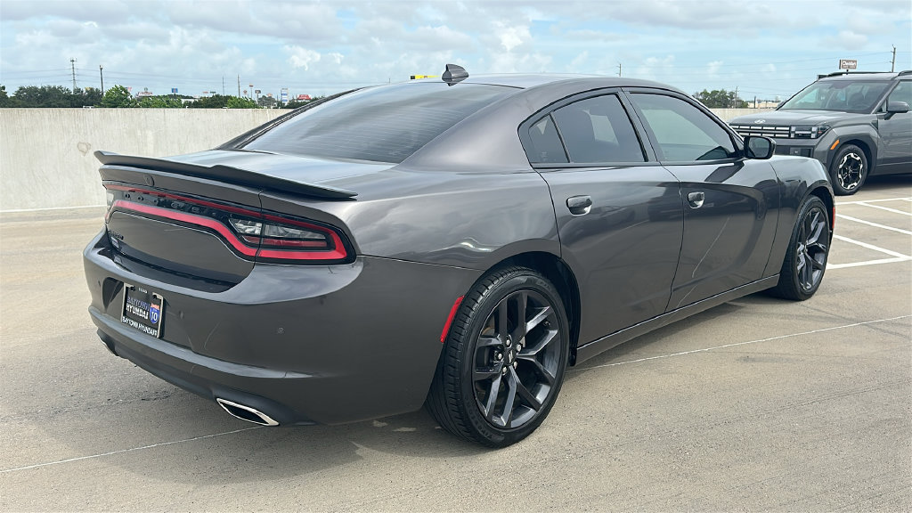 Used 2023 Dodge Charger SXT w/ Blacktop Package RWD image 12