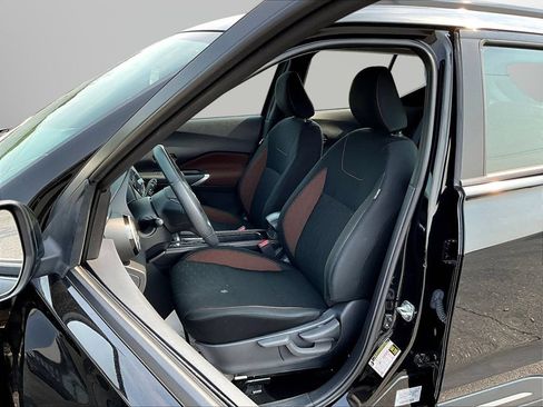 Used 2024 Nissan Kicks SR FWD image 20