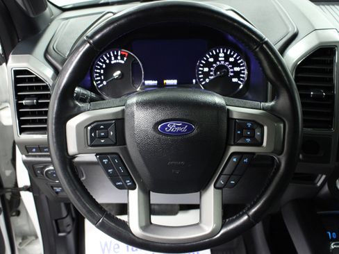 Used 2021 Ford Expedition Max XLT image 18