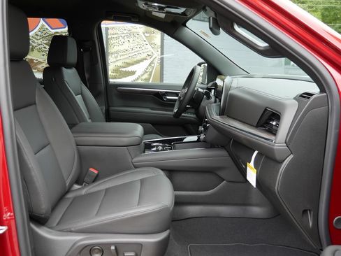 New 2026 Chevrolet Tahoe LT AWD/4WD image 11