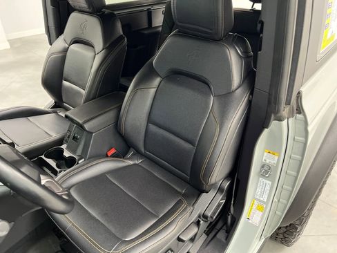 Used 2024 Ford Bronco Badlands AWD/4WD image 10