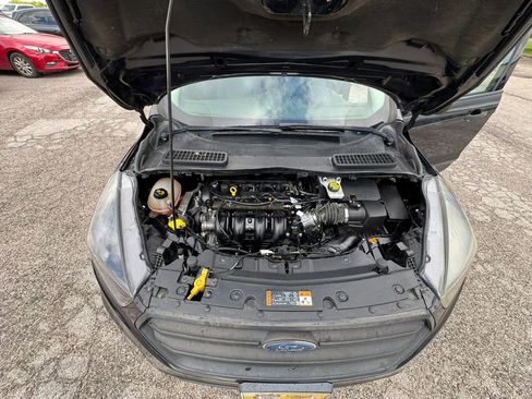 Used 2019 Ford Escape S image 24