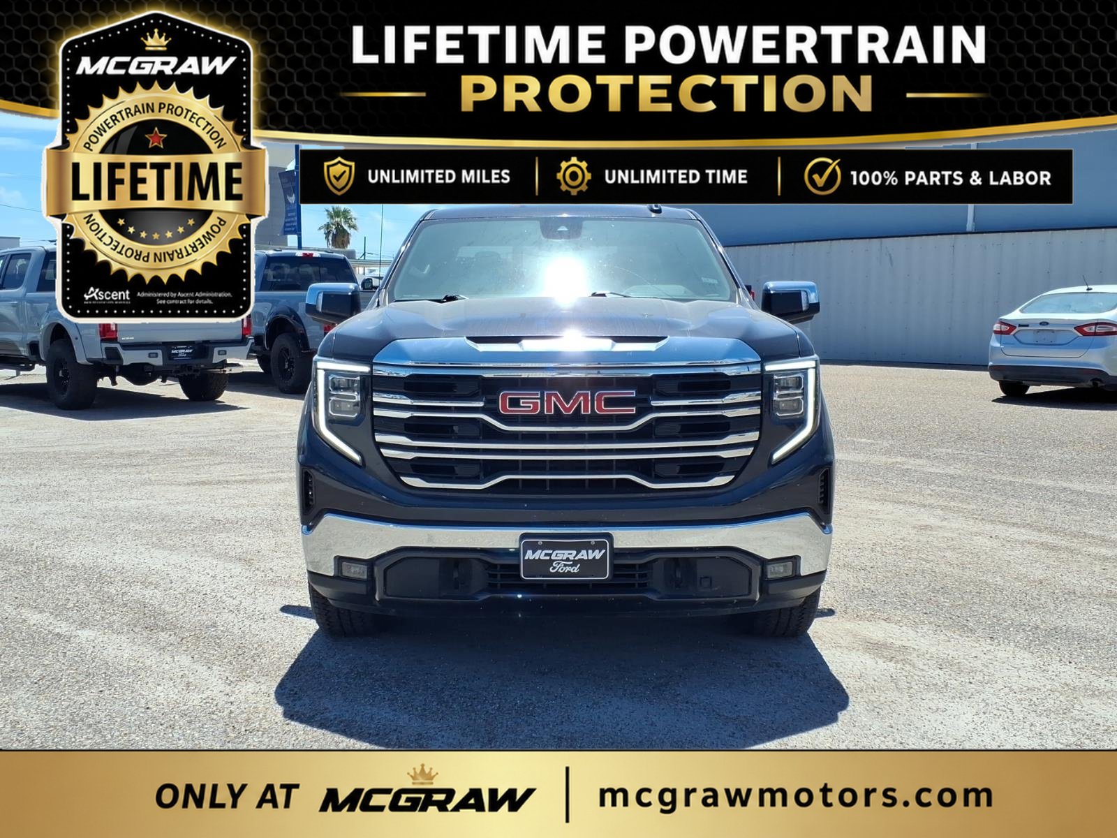 Used 2023 GMC Sierra 1500 SLT AWD/4WD image 9