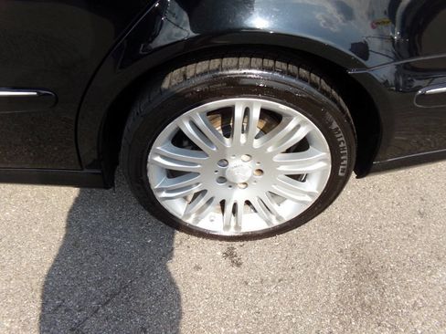 Used 2008 Mercedes-Benz E 350 4MATIC Sedan w/ Premium Pkg 1 image 35