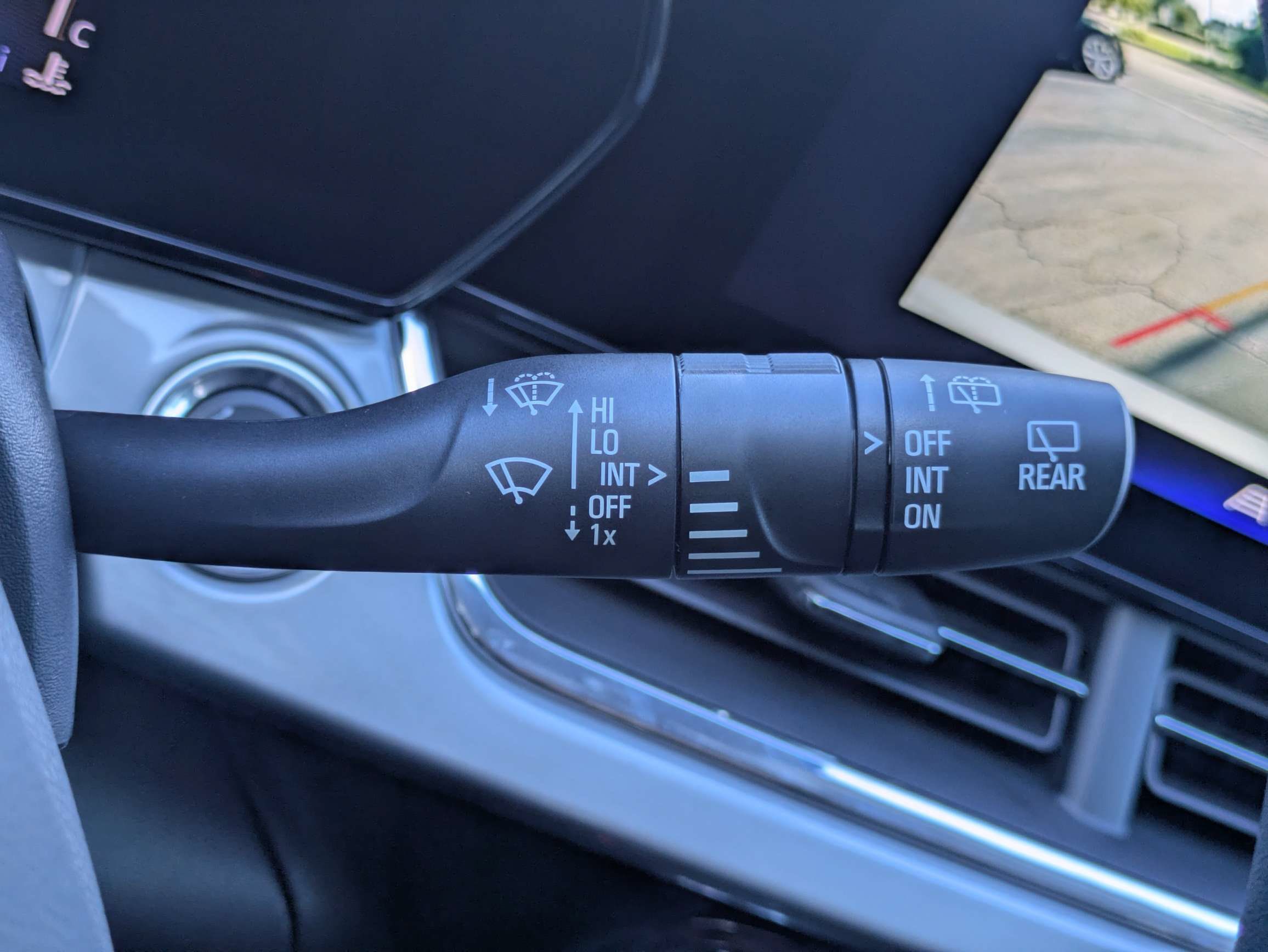 New 2026 Chevrolet Trax LT FWD image 19