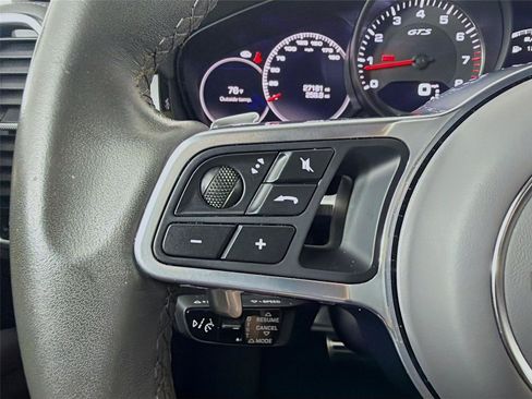 Used 2021 Porsche Cayenne GTS AWD/4WD image 13