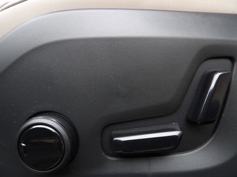 New 2026 Volvo XC60 B5 Plus w/ Protection Package Premier image 13