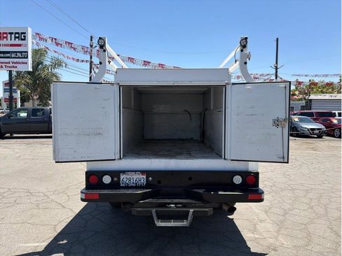 Used 2021 Chevrolet Silverado 2500 W/T w/ WT Convenience Package RWD image 12
