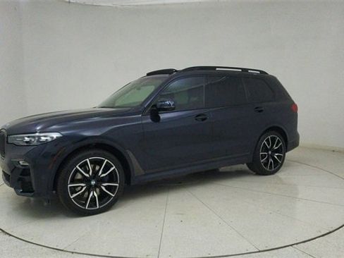 Used 2019 BMW X7 xDrive50i w/ M Sport Package image 71