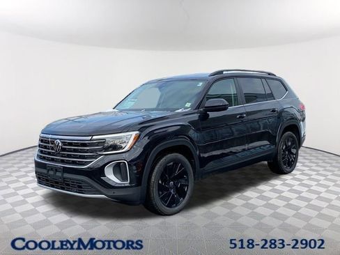 New 2026 Volkswagen Atlas SE AWD/4WD image 1