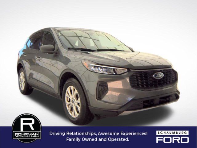 Used 2025 Ford Escape Active AWD/4WD image 1