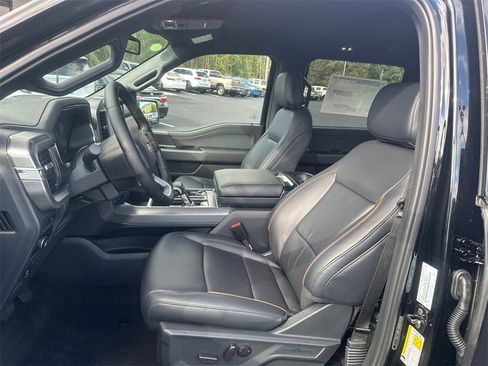 New 2025 Ford F150 Lariat w/ Equipment Group 501A Mid image 17