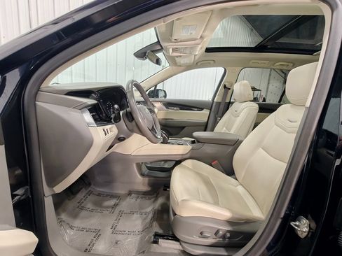 Used 2021 Cadillac XT6 Premium Luxury AWD/4WD image 28